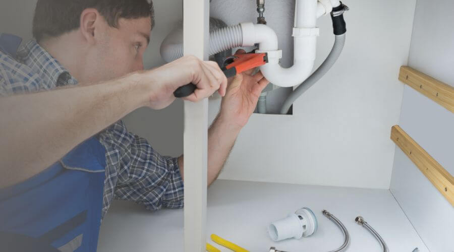 Professional emergency plumbing in Leakesville, MS